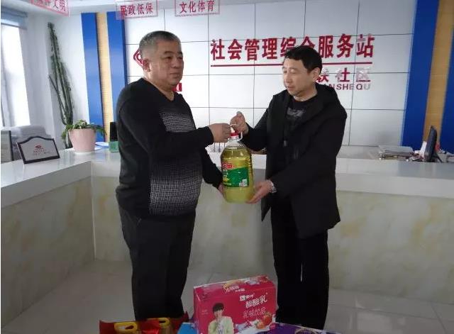 海拉尔博大泌尿医院进社区慰问困难家庭