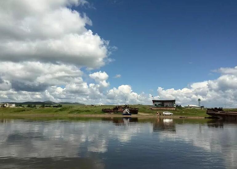 呼伦贝尔7月清凉一夏草原8日之旅游记界河游