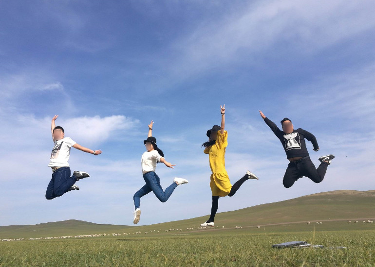 年轻人来呼伦贝尔旅游适合什么样的旅行团？私家团