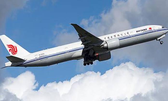 2020去呼伦贝尔旅游飞机飞到哪里？