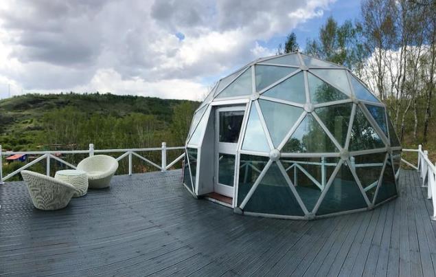 呼伦贝尔旅游在哪住？奥伦布坎360度星空房