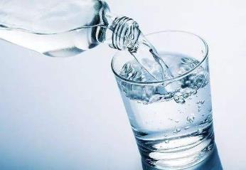 你知道一天中最该喝水的时刻是什么时间吗？
